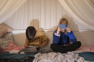 2024_04_29_digitale_medien_bei_kindern-1_tk.jpg